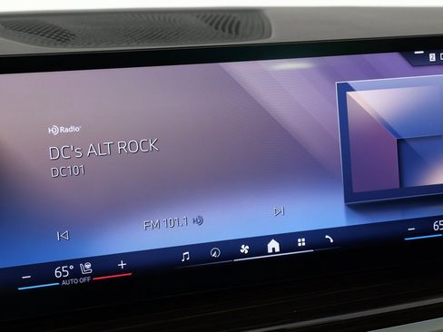 Used 2025 BMW X6 xDrive40i image 56