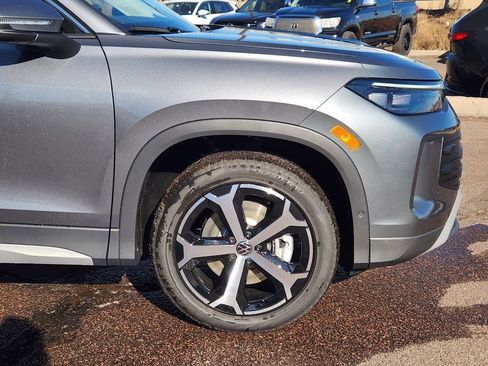 New 2026 Volkswagen Tiguan SE AWD/4WD image 29
