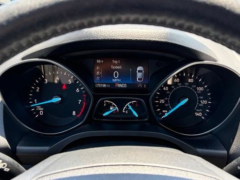 Used 2018 Ford Escape Titanium FWD image 18