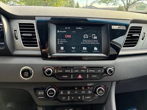 Used 2019 Kia Niro LX FWD image 28