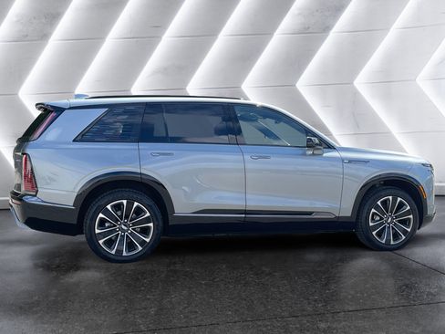 New 2026 Cadillac Vistiq Sport image 7