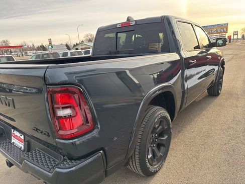 New 2026 RAM 1500 4x4 Crew Cab image 7