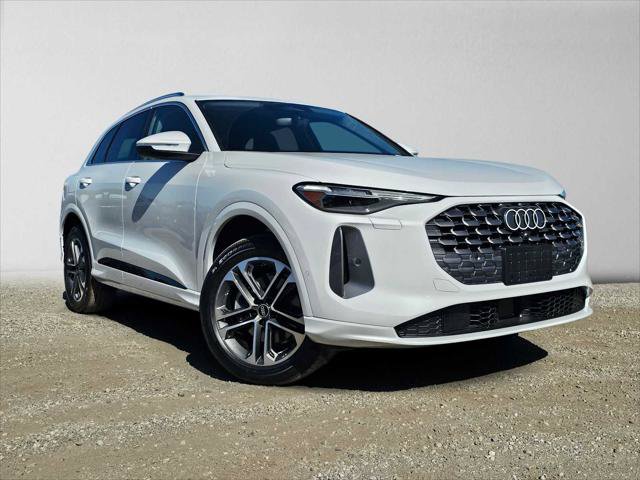 New 2026 Audi Q5 Premium Plus AWD/4WD image 1