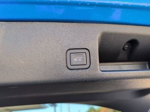 New 2026 Chevrolet Equinox EV RS image 11