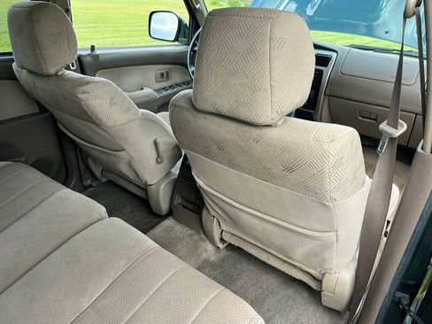 Used 2001 Toyota 4Runner SR5 AWD/4WD image 77