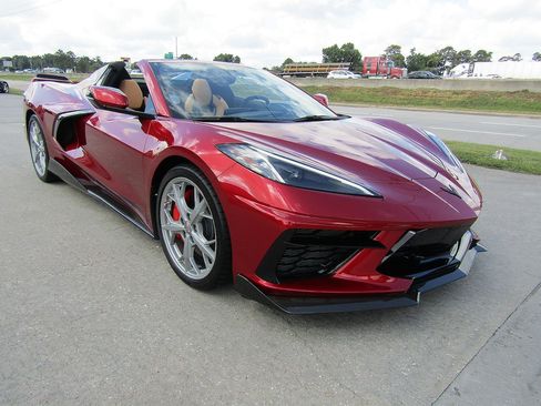 Used 2023 Chevrolet Corvette Stingray Premium Conv w/ Z51 Performance Package RWD image 3
