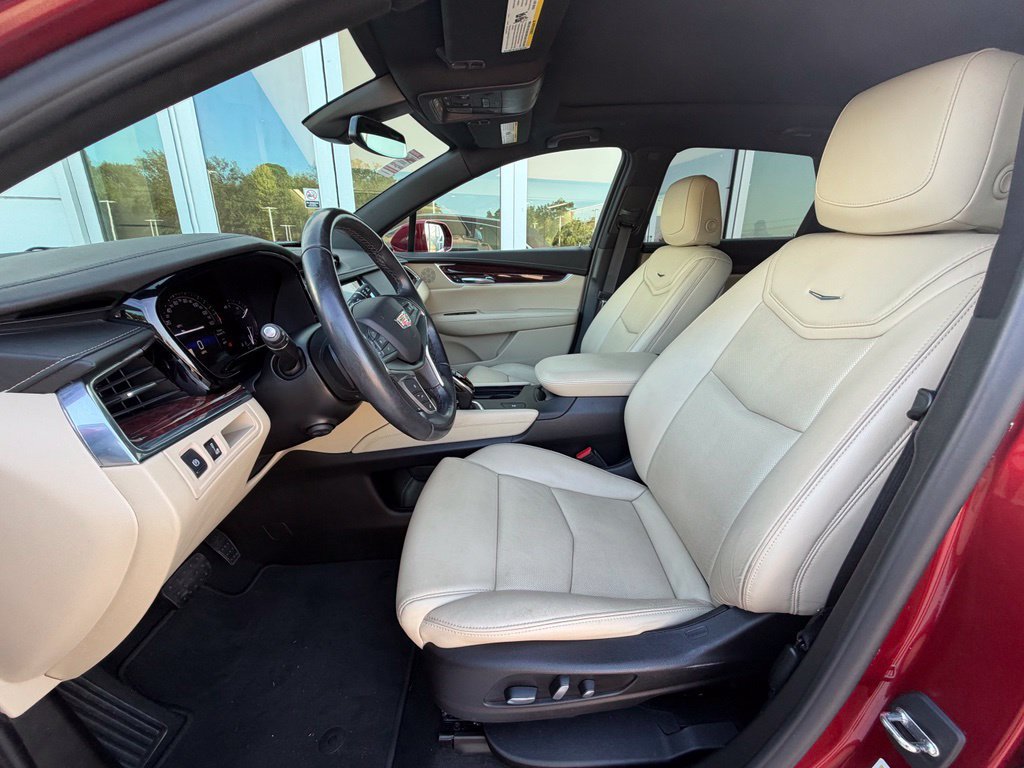 Used 2019 Cadillac XT5 Luxury FWD image 11