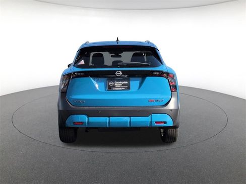 New 2026 Nissan Kicks SR w/ Cold Weather Package image 6