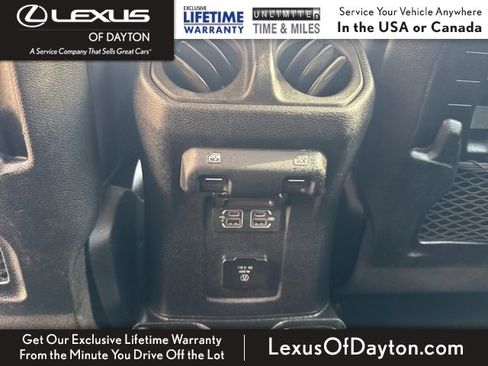 Used 2020 Jeep Gladiator Rubicon image 34