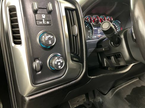 Used 2018 Chevrolet Silverado 1500 LT w/ All Star Edition AWD/4WD image 24