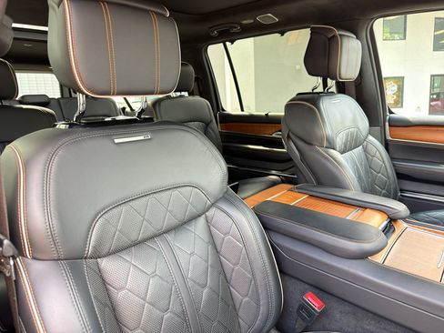 Used 2024 Jeep Grand Wagoneer L Series III AWD/4WD image 24