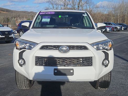 Used 2016 Toyota 4Runner SR5 image 20
