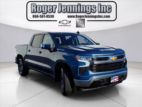 Used 2024 Chevrolet Silverado 1500 LT image 6