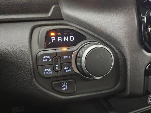 New 2026 RAM 1500 Big Horn AWD/4WD image 30