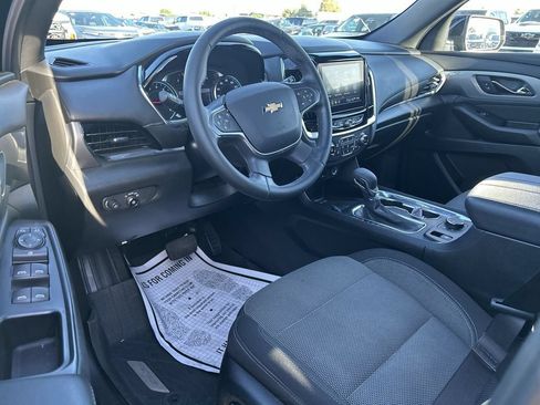 Certified 2023 Chevrolet Traverse LT FWD image 7