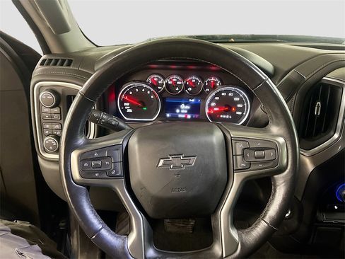Used 2021 Chevrolet Silverado 1500 RST image 11
