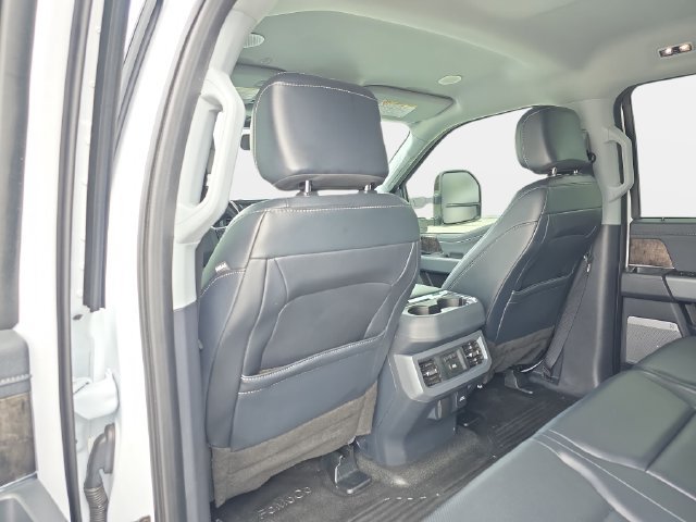 Used 2024 Ford F450 Lariat w/ Lariat Ultimate Package AWD/4WD image 12