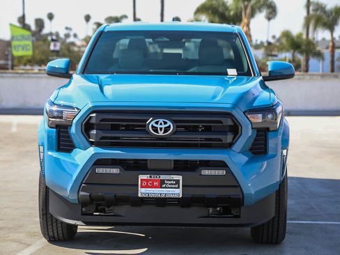 New 2026 Toyota Tacoma SR5 image 3