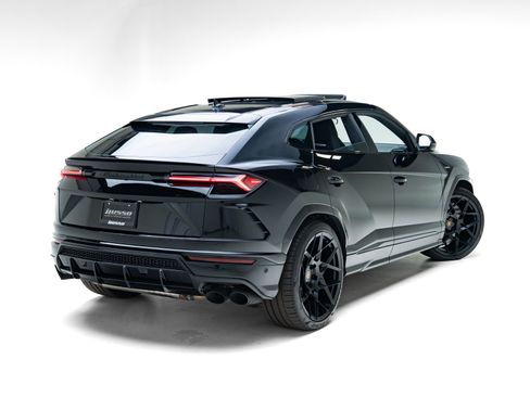 Used 2019 Lamborghini Urus AWD/4WD image 43