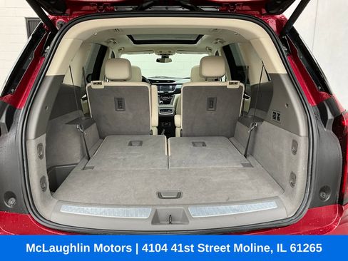 Used 2020 Cadillac XT6 Premium Luxury AWD/4WD image 11