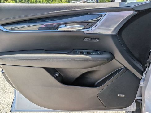 Used 2024 Cadillac XT5 Premium Luxury FWD image 34