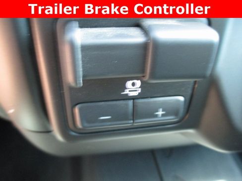 Used 2020 Chevrolet Silverado 1500 LT w/ All-Star Edition image 18