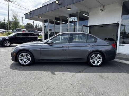 Used 2016 BMW 328i Sedan RWD image 3