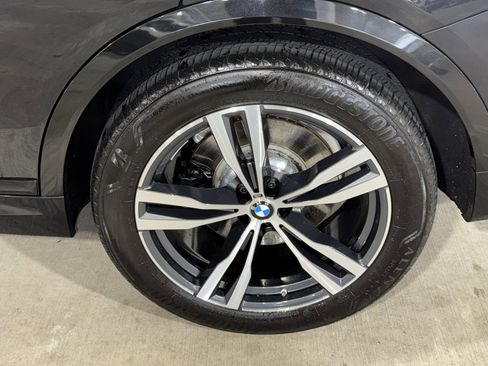 Used 2024 BMW X7 xDrive40i w/ M Sport Package image 37