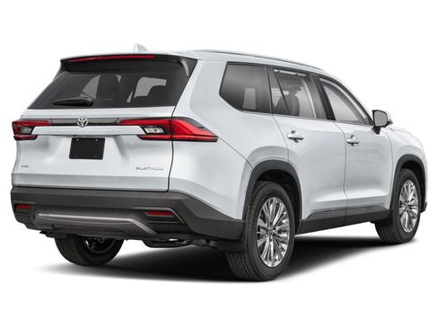 New 2026 Toyota Grand Highlander Platinum image 2