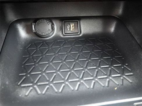 Certified 2025 Toyota RAV4 XLE image 4