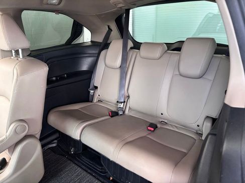 Used 2024 Honda Odyssey EX-L image 14
