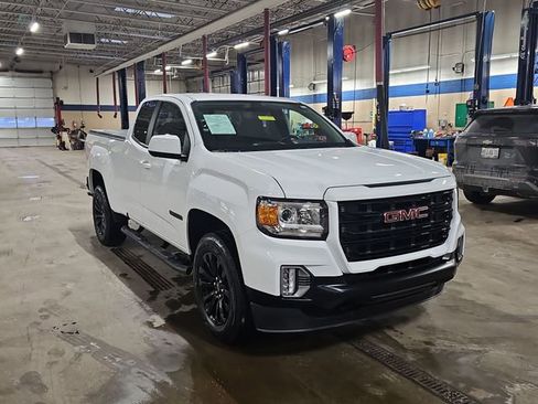 Used 2022 GMC Canyon Elevation image 11