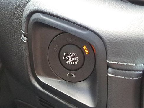 Used 2024 Jeep Gladiator Rubicon w/ Safety Group image 19