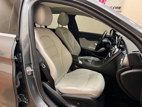Used 2017 Mercedes-Benz C 300 Sedan image 34