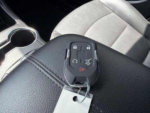 Used 2023 GMC Terrain SLT AWD/4WD image 42