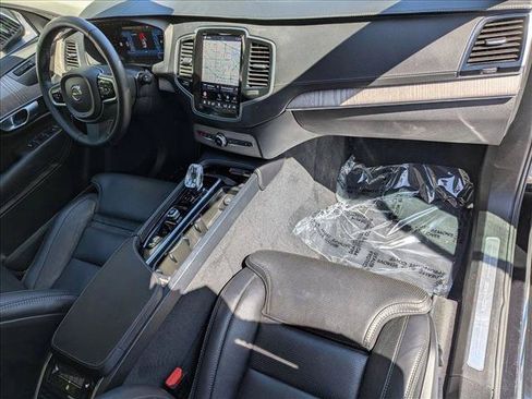 Certified 2024 Volvo XC90 T8 Ultimate w/ Protection Package Premier AWD/4WD image 24