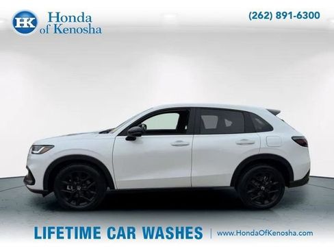Used 2025 Honda HR-V Sport image 4