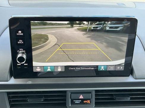 New 2025 Honda Pilot EX-L image 12