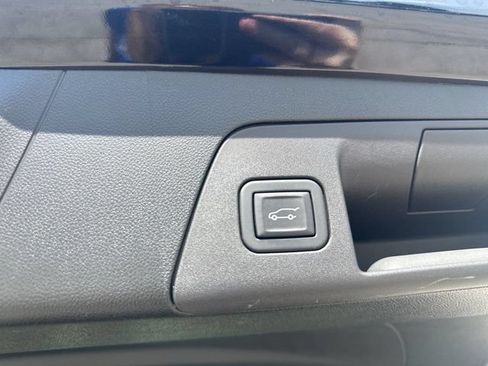Used 2023 Buick Envision Preferred AWD/4WD image 55