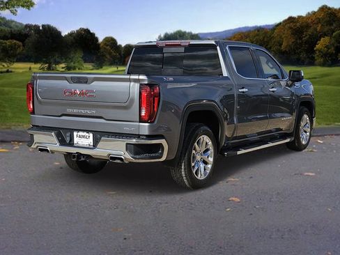 Used 2021 GMC Sierra 1500 SLT image 4