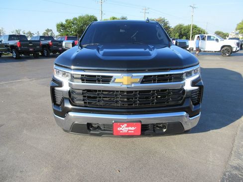 Certified 2022 Chevrolet Silverado 1500 LT AWD/4WD image 12