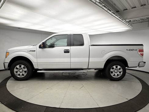 Used 2012 Ford F150 XLT w/ XLT Chrome Pkg image 2