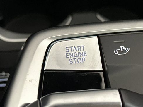 Used 2025 BMW X2 xDrive28i w/ M Sport Package image 23