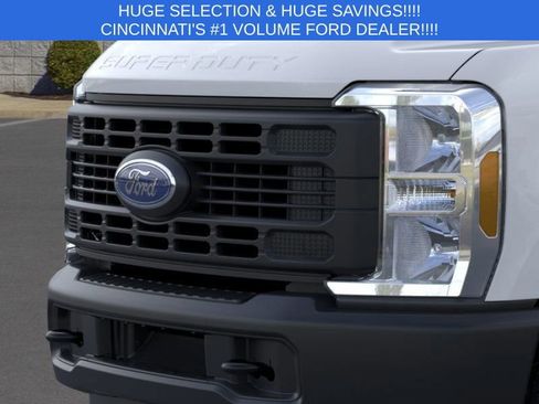 New 2026 Ford F250 XL w/ XL Driver Assist Package AWD/4WD image 17