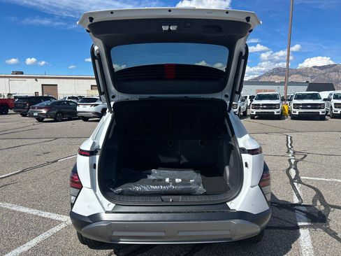 New 2026 Hyundai Kona Limited AWD/4WD image 32
