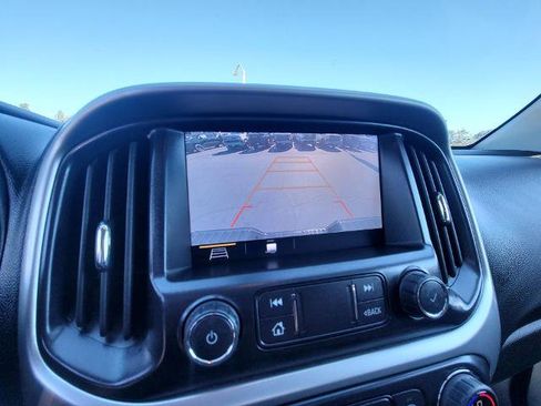 Used 2022 Chevrolet Colorado ZR2 image 14