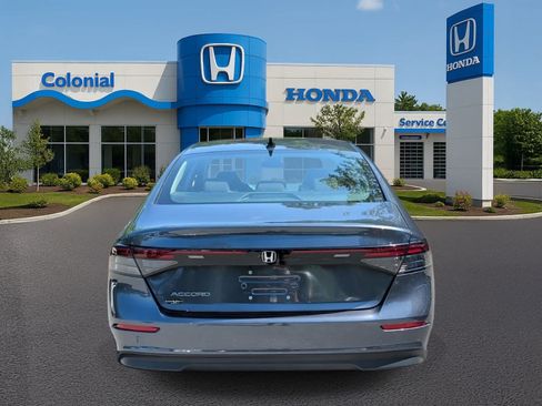 Used 2025 Honda Accord SE image 5
