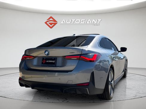 Used 2023 BMW i4 eDrive35 w/ Premium Package RWD image 10