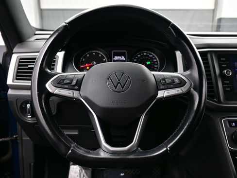 Used 2020 Volkswagen Atlas Cross Sport SE image 24