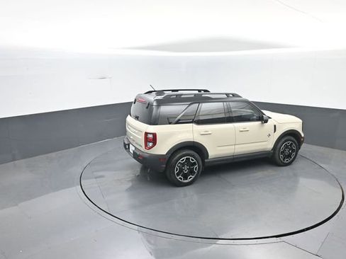 Used 2025 Ford Bronco Sport Outer Banks AWD/4WD image 30